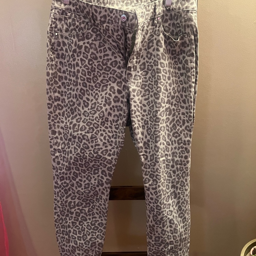 White House Black Market Animal Print Skinny Jeans